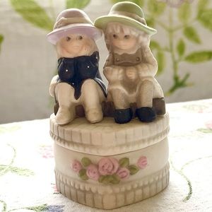 Vintage 1998 Enesco We’re Two Of A Kind Trinket.